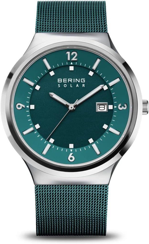 Die solarbetriebene Designer Uhr Bering Solar Movement 14442-808 für Herren in grün mit grünem Zifferblatt