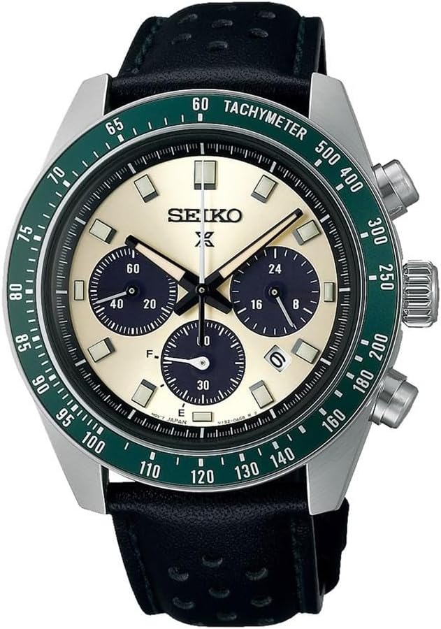 Die solarbetriebene Designer Uhr Seiko Speedtimer „Racing Sports“ SSC943P1 für Herren mit cremeweißem Zifferblatt und schwarzen Totalisatoren