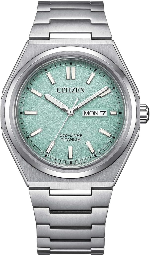 Die solarbetriebene Designer Uhr Citizen Super Titanium Zenshin AW0130-85M für Herren mit türkisfarbenem Zifferblatt