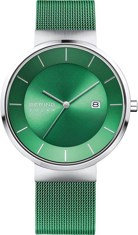 Die solarbetriebene Designer Uhr Bering 14639-Charity für Herren mit grünem Zifferblatt